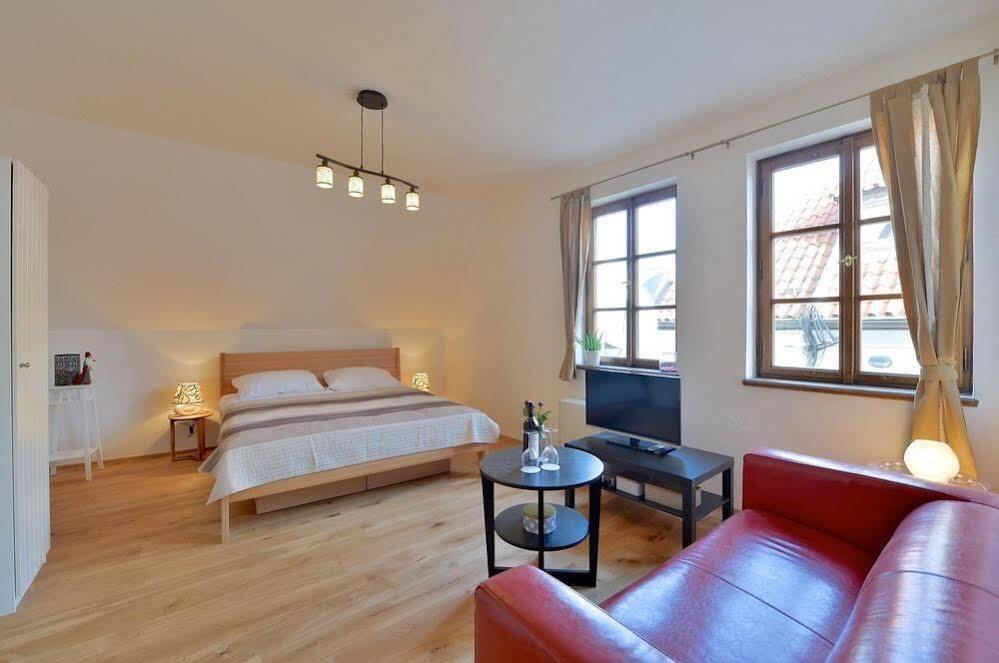 Old Town Boutique Apartments Prague Luaran gambar